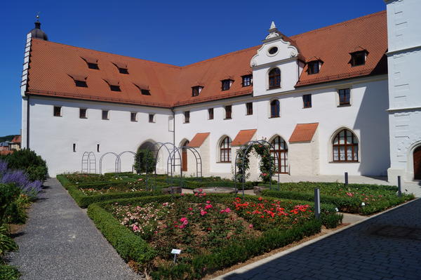 Landratsamt Amberg-Sulzbach - Zeughaus (Nord- und Ostflgel)