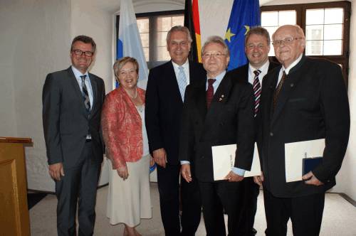 Kreisr&auml;te Gerd Geismann und Hubert Jungbauer vom Innnenminister geehrt