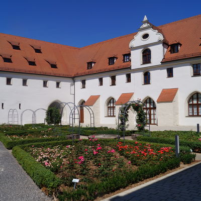 Landratsamt Amberg-Sulzbach - Zeughaus (Nord- und Ostflügel)